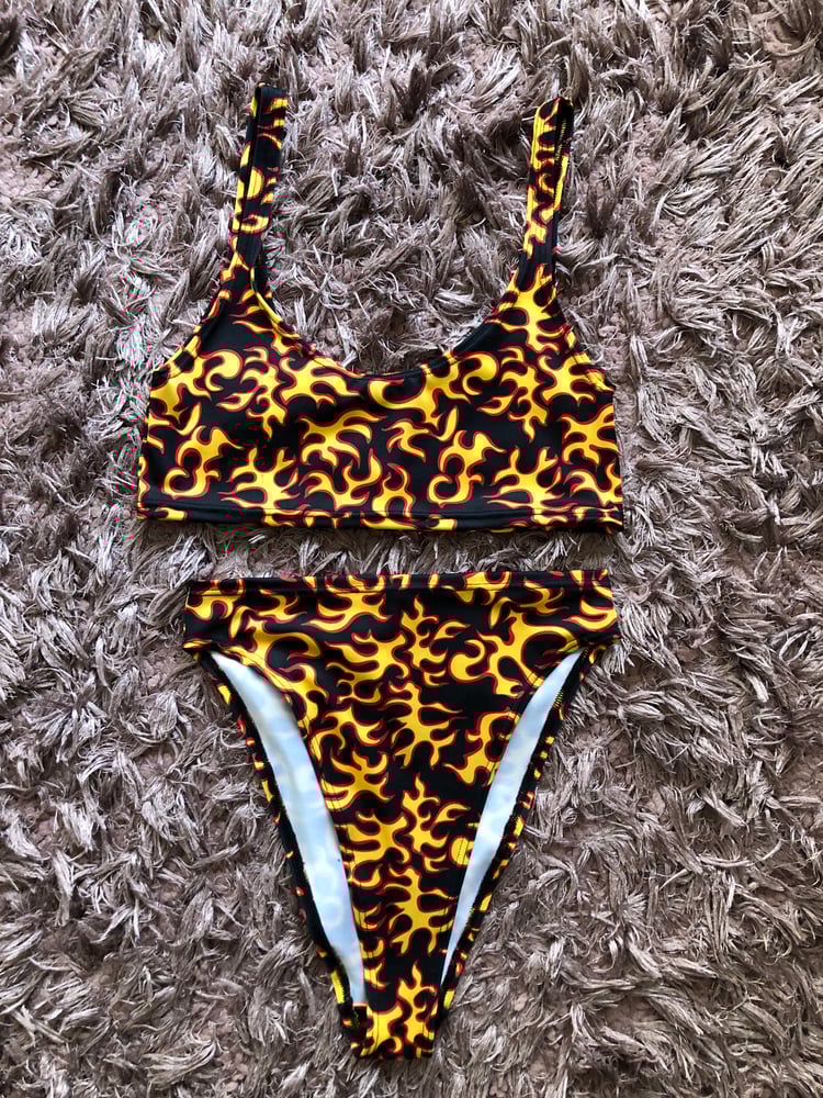 Flame 90s High Leg Bottoms